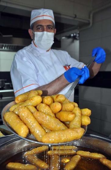 Osmanlıdan günümüze... Padişahların tatlısı kadayıf dolması