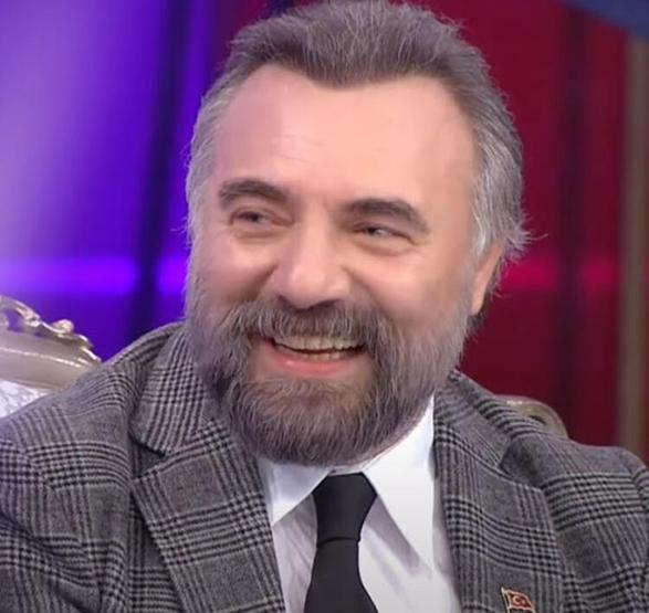 Oktay Kaynarca ile Güvenç Dağüstünün polemiği sosyal medyaya damga vurdu