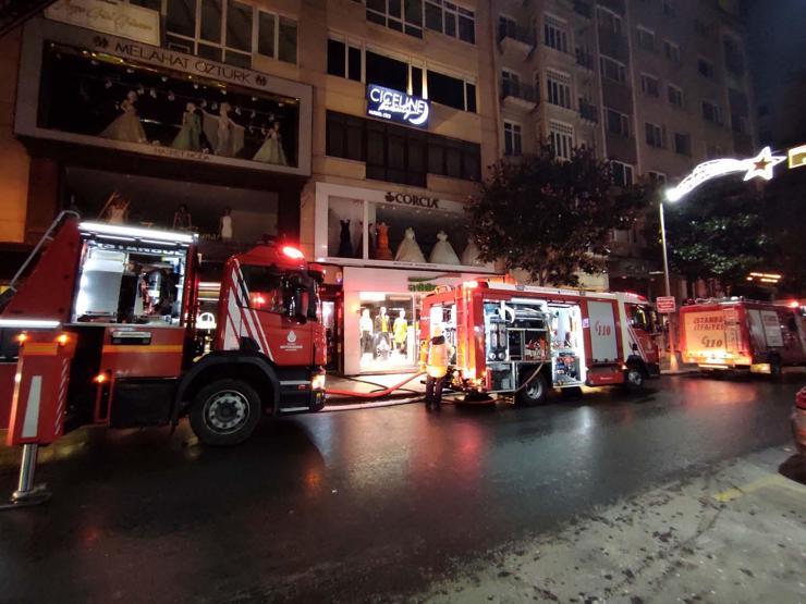 Şişlide korkutan yangın