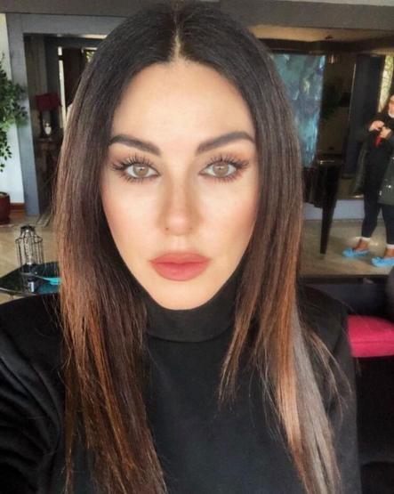 Defne Samyelinin gençlik fotoğrafları herkesi şaşırttı