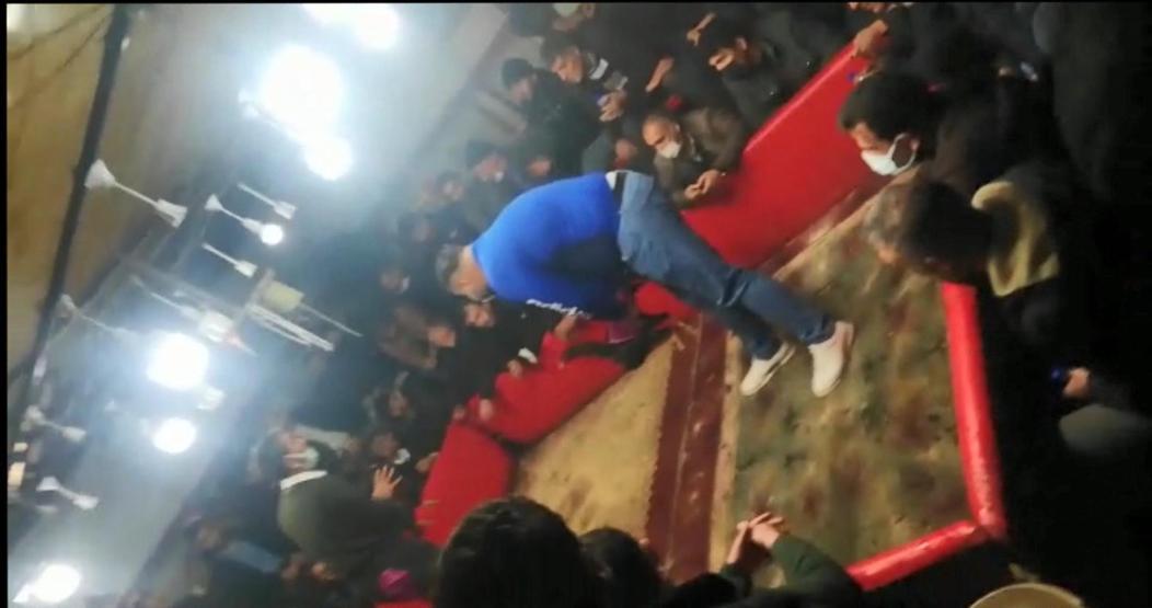 Şanlıurfa’da horoz dövüşü baskınında 71 kişiye ceza kesildi