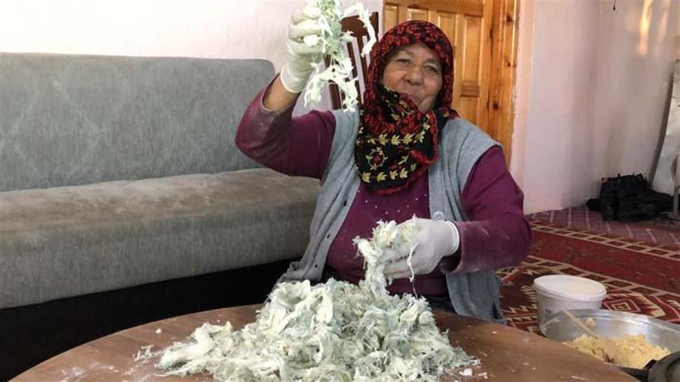 Şifa niyetine tüketiyorlar Kış aylarınızın vazgeçilmezi; Göğermiş peynirli Kars ketesi