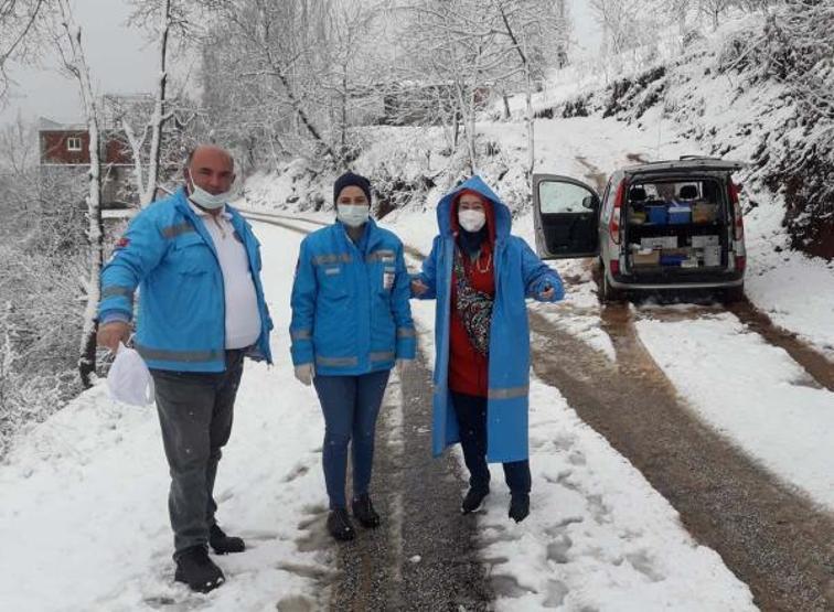 Zorlu kış şartlarına rağmen aşı çalışmaları sürüyor