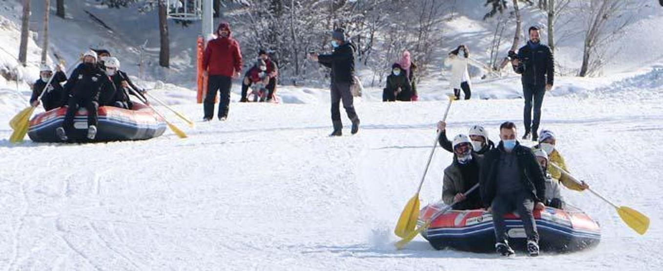 Karda rafting heyecanı