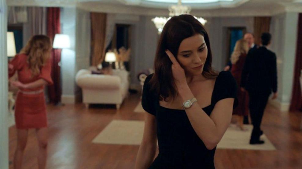 Sadakatsizin Derini Melis Sezen: Cansu Dere tokadı muhteşem karşıladı