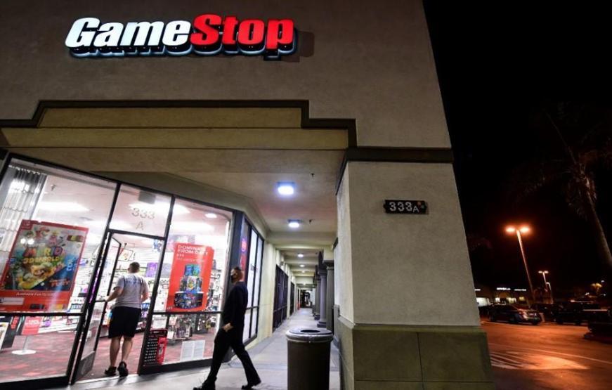 GameStop: Küçük balığın büyük balığı yeme öyküsü