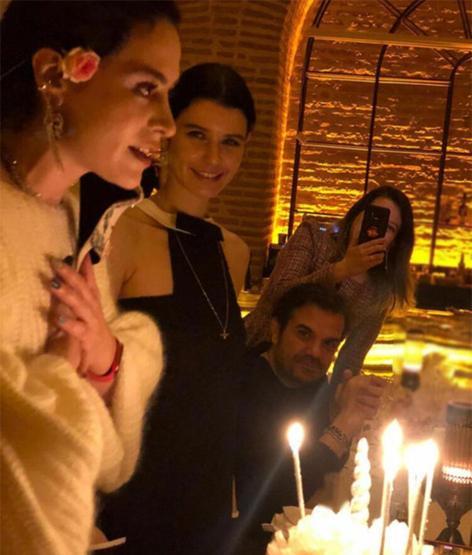 Beren Saat, Kenan Doğulu ile 9. tanışma yıl dönümünü kutladı