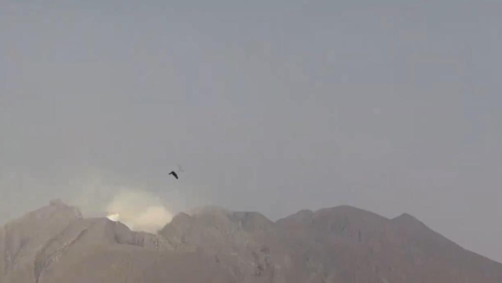 Japonya’daki Sakurajima Yanardağı faaliyete geçti