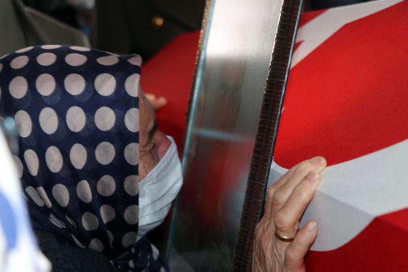 Gara şehitlerine veda Müslüm Altıntaş ve Adil Kabaklı toprağa verildi