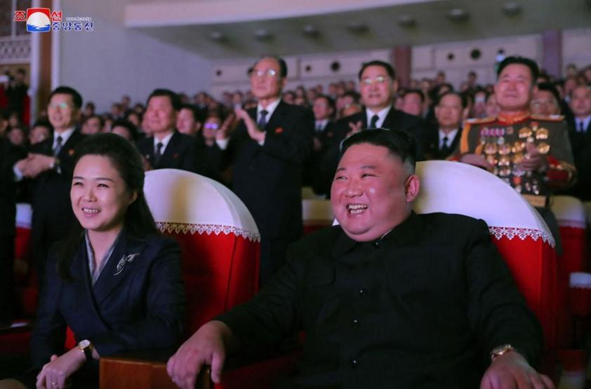 Kuzey Kore lideri Kim Jong-unun eşi 1 yıl sonra ilk kez görüldü