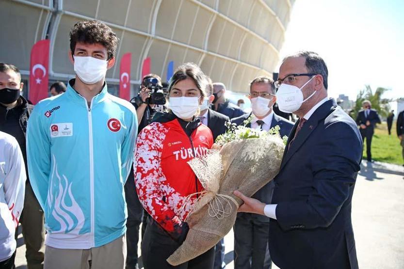 Yeni Adana Stadı açılıyor... Bakan Kasapoğlundan önemli açıklamalar