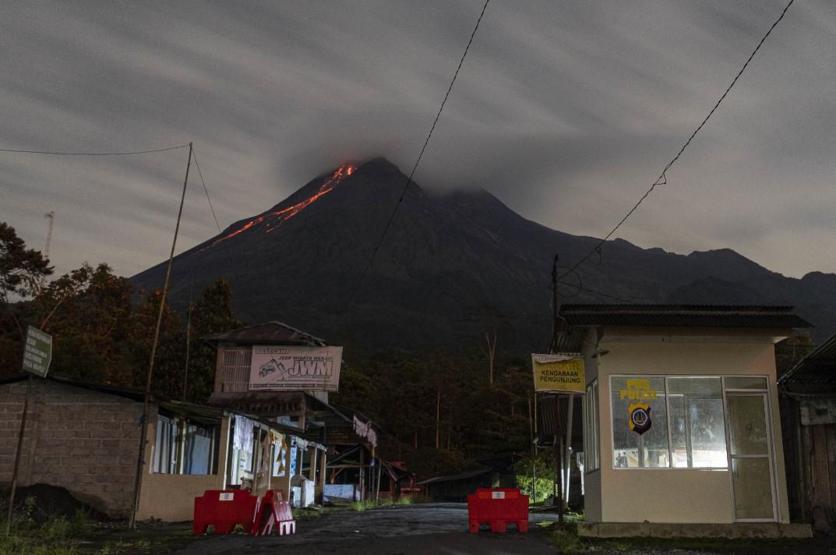 Endonezyada Merapi Yanardağında volkanik hareketlilik