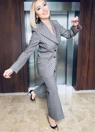 Hadise, Kaan Yıldırımın baş harfini dövme mi yaptırdı