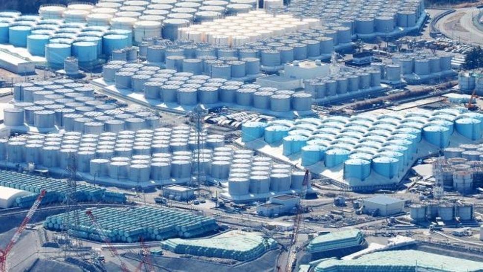 Japonyadaki 7,3lük depremde tanklar yerinden oynadı