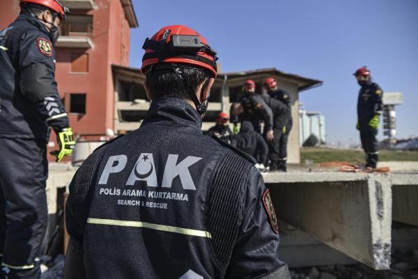 Polis Arama Kurtarma ekipleri göreve hazır