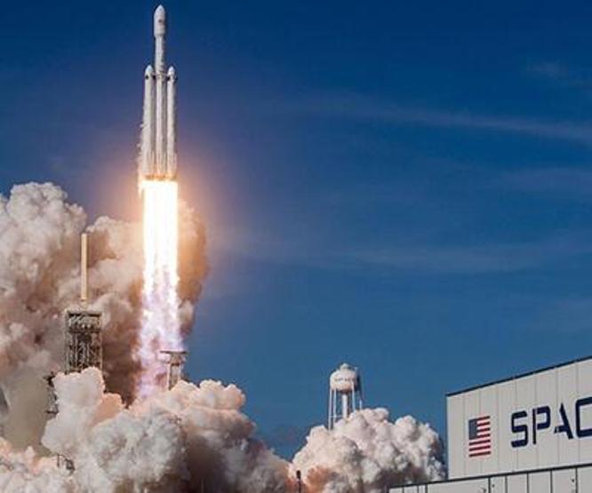 SpaceX’in Türk mühendisinden Muska suçlama: Adada aç kaldık, köle gibi çalıştık