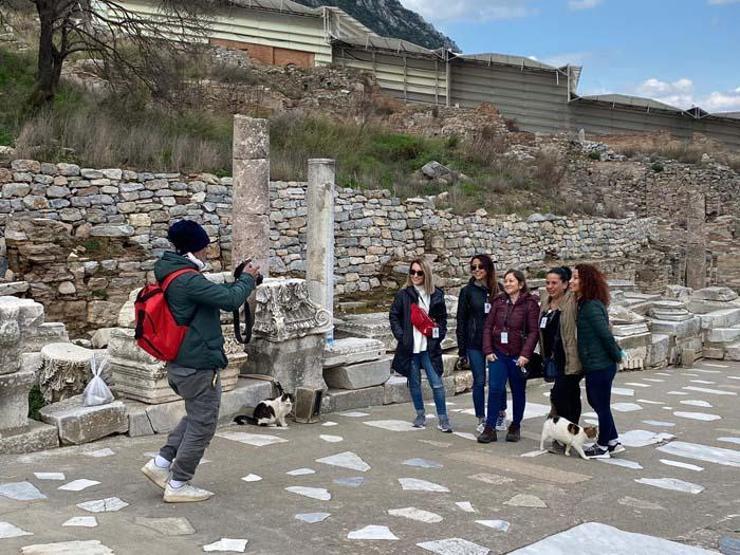 Efes Antik Kenti, pandemi döneminde de güvenli turizmin adresi oldu