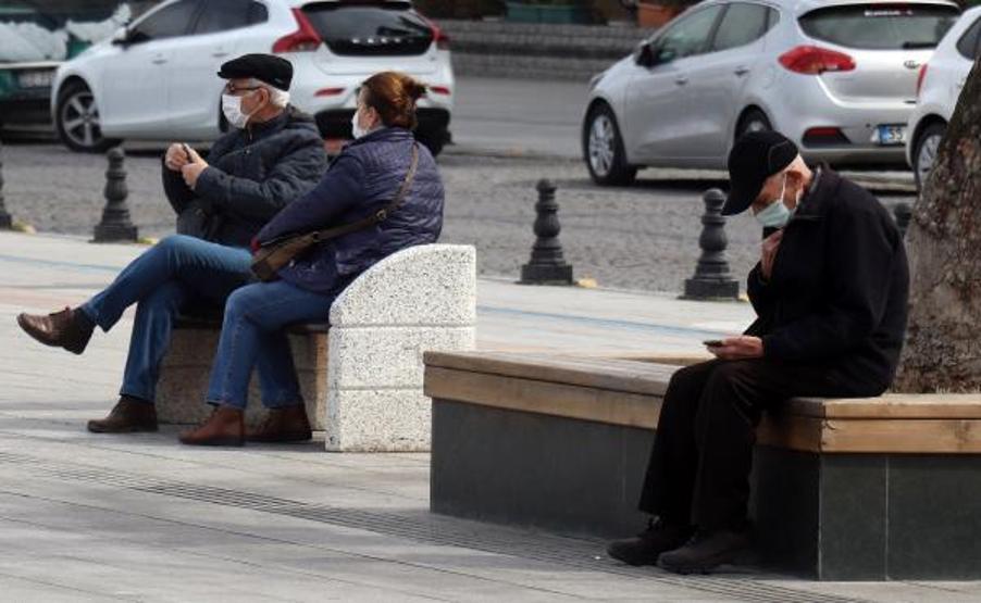 Çanakkalede kordon boyunda yoğunluk oluştu