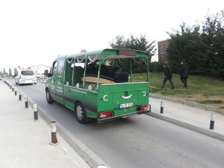 Rasim Öztekine veda; Cenazesi Zincirlikuyu Gasilhanesine götürüldü