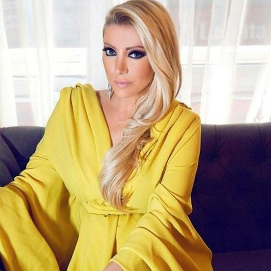 Ajda Pekkan da Gülşahzede oldu Tasarladığı elbise tıpatıp aynı