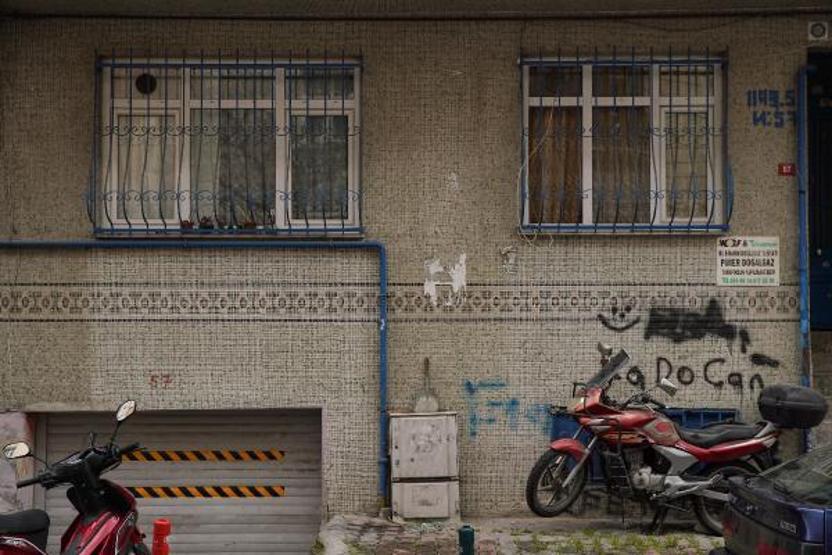 Gaziosmanpaşada 44 yaşındaki kadın evinde ölü bulundu