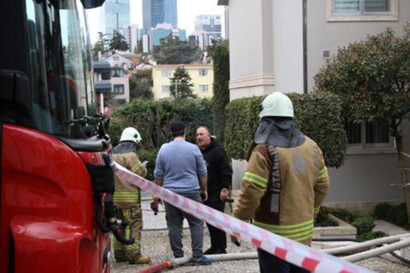 Cem Yılmaz koleksiyonuna iki son model spor otomobil daha kattı