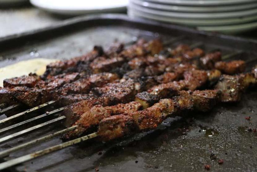Diyarbakırda pandemiye rağmen günde 4 ton ciğer tüketiliyor