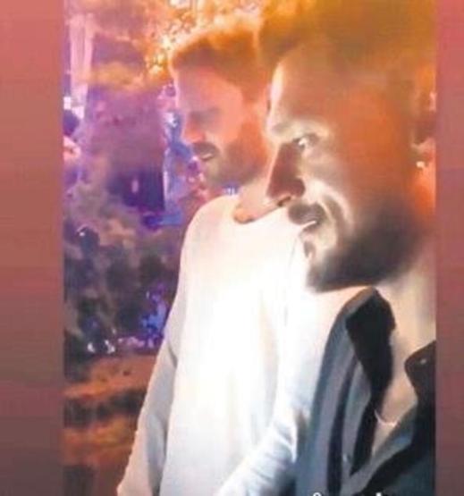 Berrak Tüzünataçın eski aşkı Ali Yörenç ile Uraz Kaygılaroğlu arkadaş çıktı