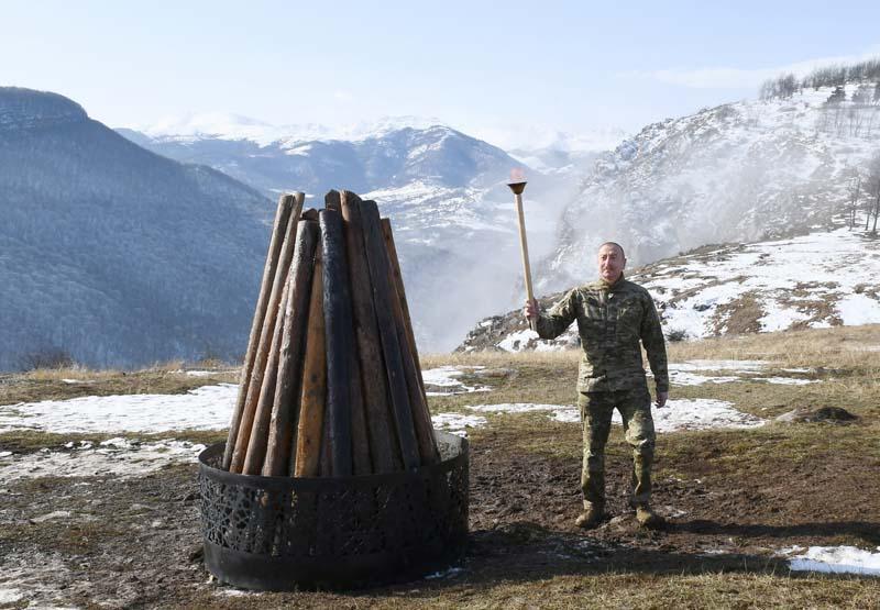 Azerbaycan Cumhurbaşkanı Aliyev, Şuşada Nevruz ateşini yaktı