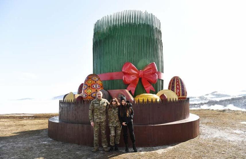 Azerbaycan Cumhurbaşkanı Aliyev, Şuşada Nevruz ateşini yaktı