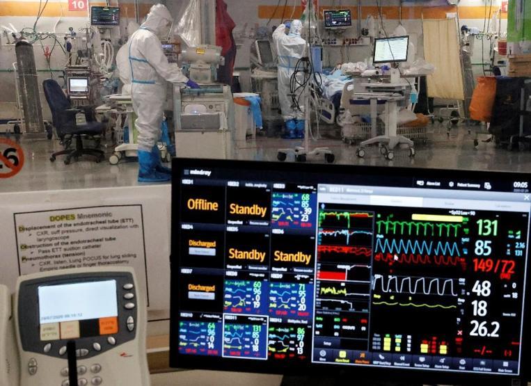 Uzman isim uyardı: COVID- 19a yakalanan böbrek hastalarında ölüm riski çok yüksek