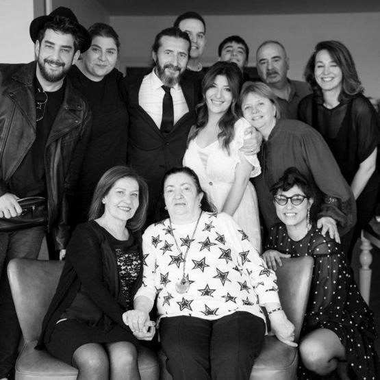 Şebnem Bozoklu eşi ile evliliklerinin ikinci yıl dönümünü kutladı