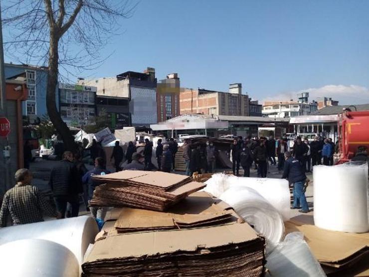 Mobilya mağazasında çıkan yangın 1 saatte söndürüldü