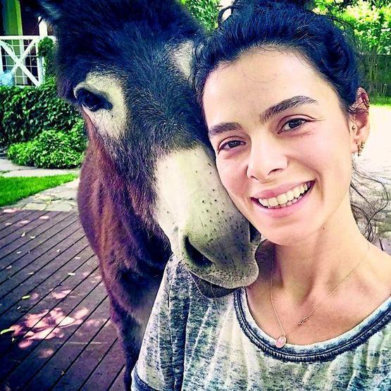 Kıvanç Tatlutuğ, Arzu’yu evlat edindi