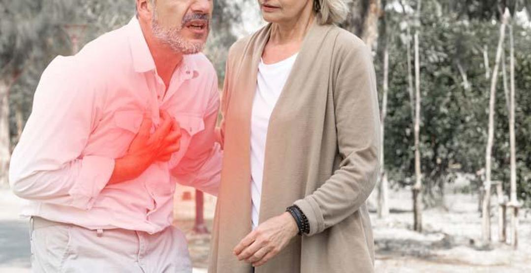 Kalp ağrısının 5 önemli nedeni Aklımıza ilk olarak kalp krizi geliyor, ama...