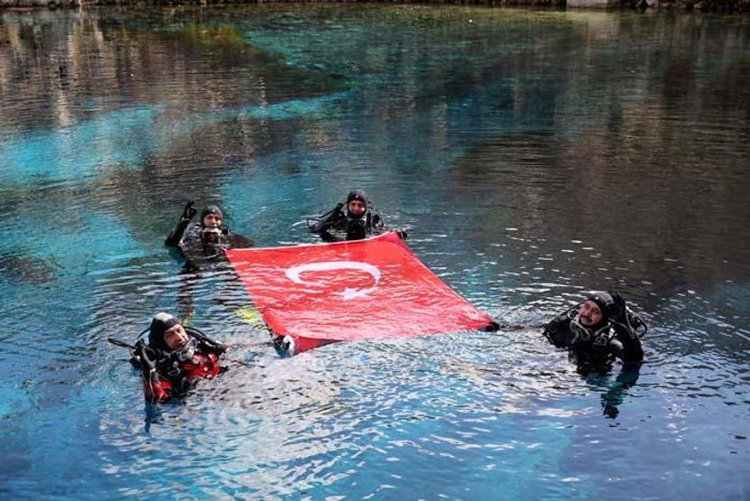 Sivasın doğal akvaryumu Gökpınar Gölü her mevsim ziyaretçilerini ağırlıyor