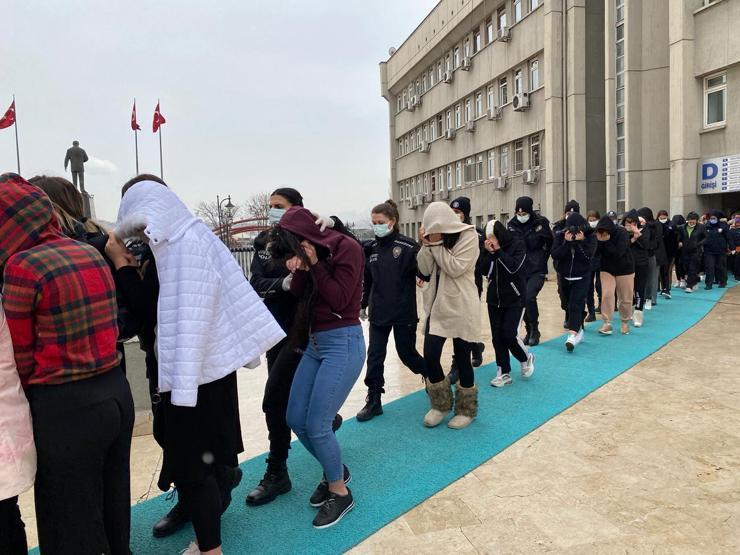 Yarasa kız operasyonunda 125 kişi adliyeye sevk edildi
