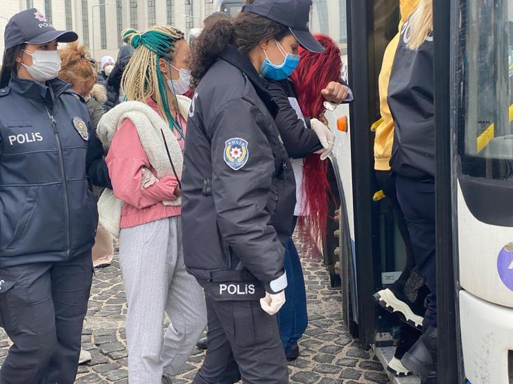 Yarasa kız operasyonunda 125 kişi adliyeye sevk edildi