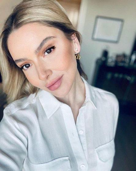 Hadise gelen yorumlara isyan etti: Roberto Carlos bacaklı dediler
