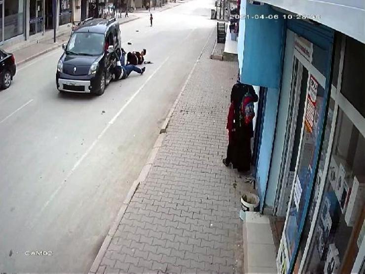 Gaspçının aracıyla metrelerce sürüklendi: Bu bir canilik