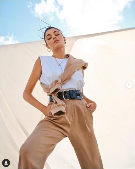 Hande Erçel ev halini paylaştı Şıklığının fiyatı dudak uçuklattı