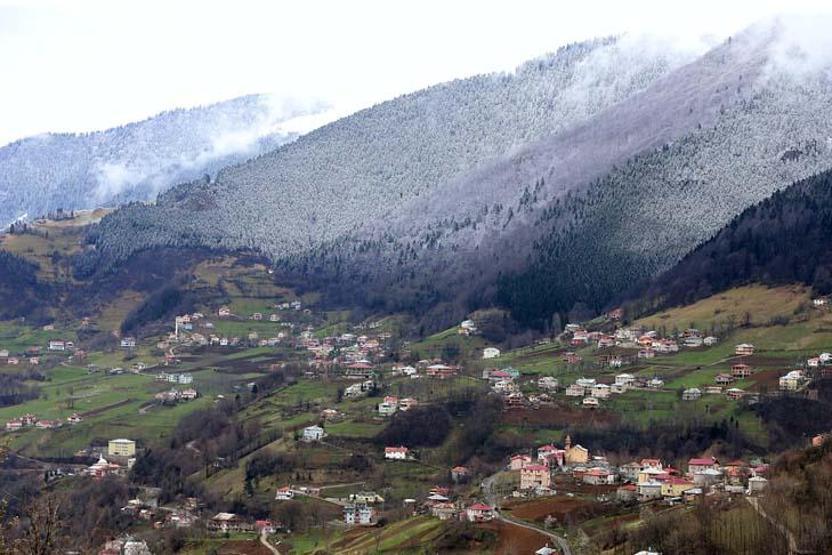 Zigana Dağında iki mevsim bir arada yaşanıyor