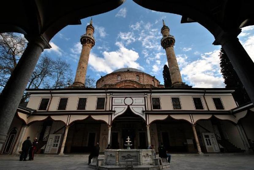 Bu mahallede yaşayanlar sahura Pilava pilava denilerek kaldırılıyor