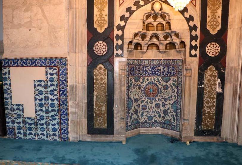 Adanada 19 yıl önce soyulan caminin çinileri, Londrada müzayededen çıktı