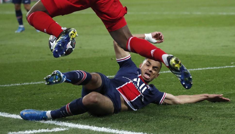 Son dakika... PSG-Bayern Münih maçında skandal hata
