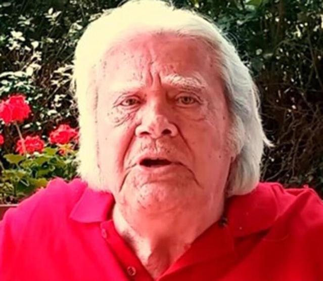 Kaan Cüreklibatur, babası Cüneyt Arkının son sağlık durumunu açıkladı