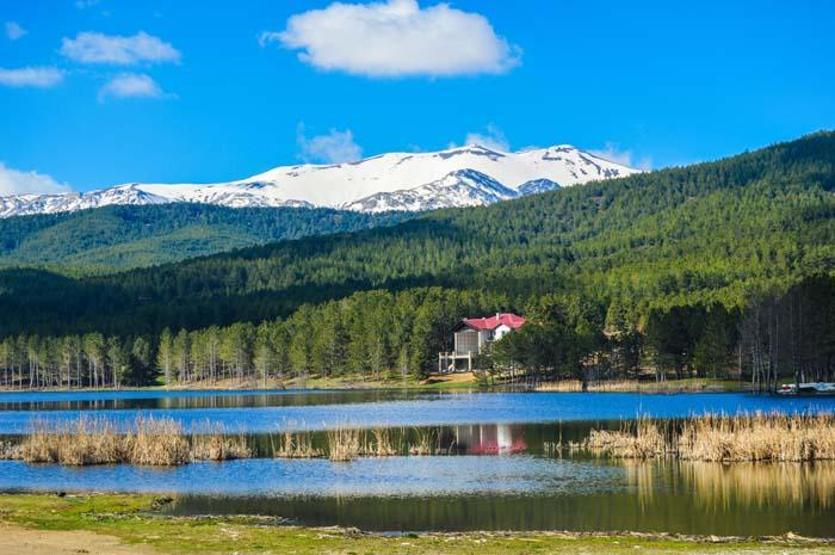 Doğa, kamp ve karavan turizminin gözde mekanı Kocayayla