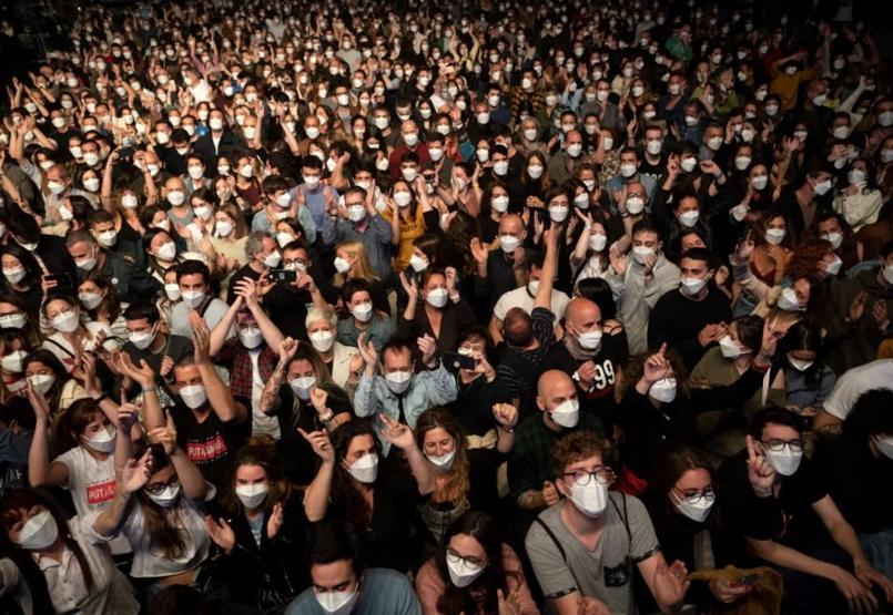 Barcelonada yapılan 5 bin kişilik konser deneyi sonuçlandı