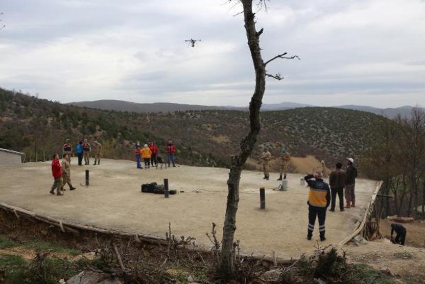 Kayıp 2 yaşındaki Süleyman için karadan ve havadan arama