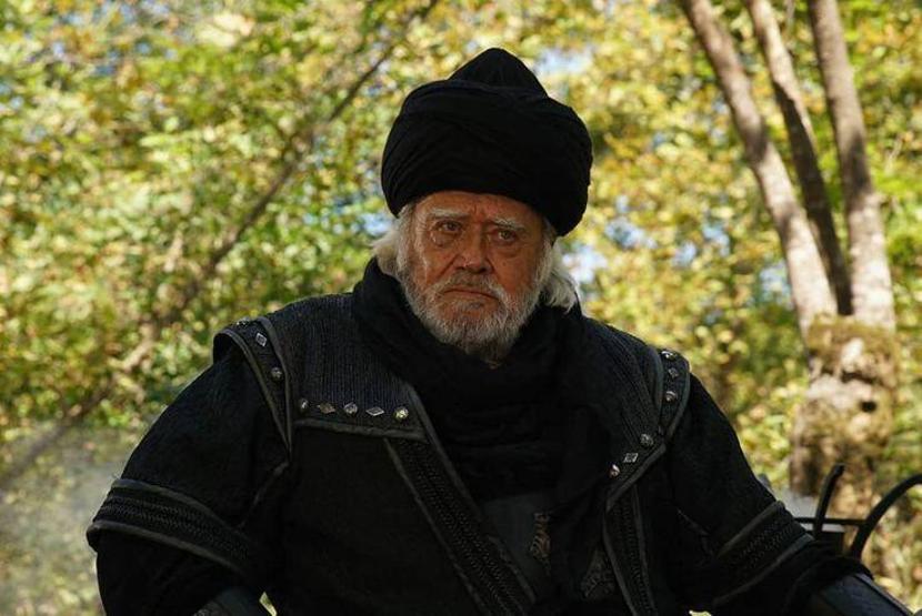 Cüneyt Arkın takipçilerini 60 sene önceye götürdü